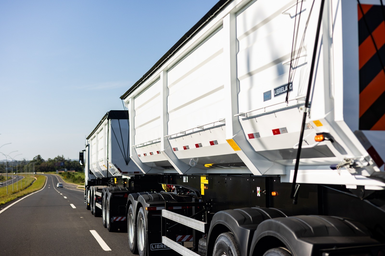Fiscalização da tabela de frete vai puxar venda de 6×4 e rodotrem, diz Librelato