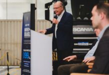 Na Scania, Geraldo Alckmin diz que Move Brasil já liberou R$ 1,9 bi Geraldo Alckmin vai à Scania e anuncia que Move Brasil já liberou R$ 1,9 bi