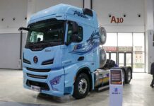 Em 2025, a China vendeu mais caminhões elétricos do que a diesel