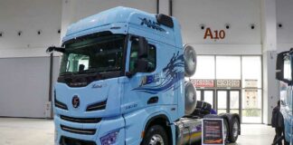Em 2025, a China vendeu mais caminhões elétricos do que a diesel