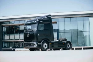 Mercedes-Benz vende seu primeiro eActros 600 na região