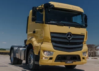 Mercedes-Benz relança caminhão extrapesado Axor e amplia portfólio na Argentina