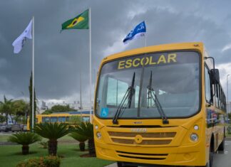 IVECO BUS entrega novo lote de ônibus escolares para o Caminho da Escola IVECO BUS entrega novo lote de ônibus escolares para o Caminho da Escola