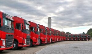Venda de caminhões no acumulado segue 27% abaixo de 2025