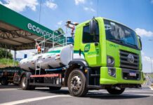 Caminhões da Volkswagen avançam com B100