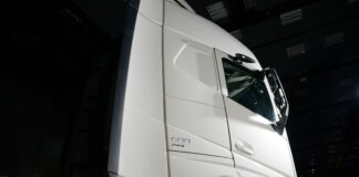 Volvo FH 2026 corta o vento e o consumo com pacote aerodinâmico afiado