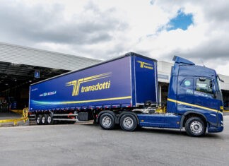 Volvo utiliza caminhões 100% biodiesel na logística da sua fábrica Volvo acelera descarbonização com caminhões 100% biodiesel na logística da fábrica