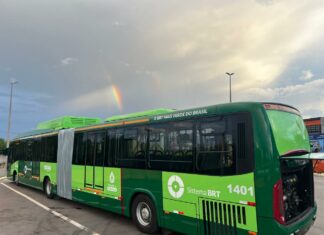 Veja o que entrega o Scania K340, primeiro ônibus articulado a gás vendido no Brasil Scania K 340 com carroceria Marcopolo estreia motor a gás no transporte público