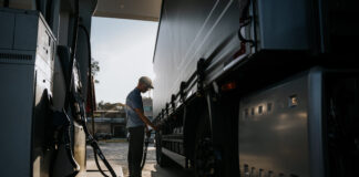 Especialistas acendem alerta para diesel e fretes no transporte rodoviário de carga