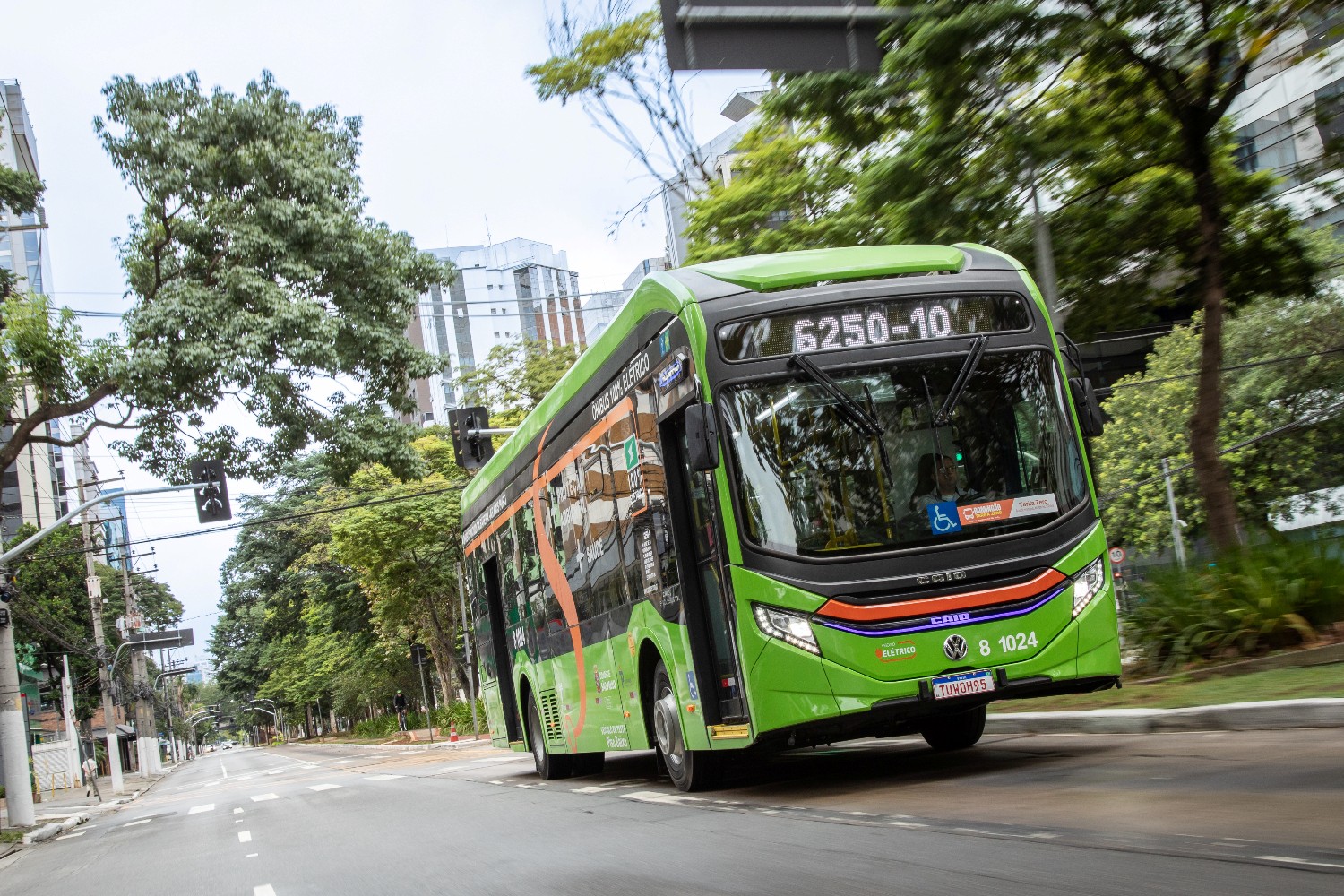 e-Volksbus começa a rodar em Salvador
