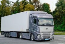 SuperPanther acelera na Europa e projeta 16 mil caminhões elétricos até 2030