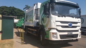 Seis marcas chinesas disputam o mercado de caminhões elétricos no País