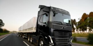 Volvo FH 540 volta ao topo tecnicamente mais afiado e com mais inteligência aerodinâmica