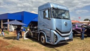 Foton exibe caminhão elétrico futurista e reforça ofensiva na Agrishow 2026