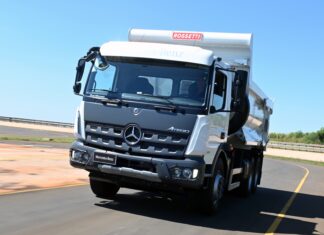 Mercedes-Benz amplia ofensiva no agro e lança Atego 3433 6×4 e 3033 8×2 Mercedes-Benz amplia ofensiva no agro e lança Atego 3433 6x4 e 3033 8x2