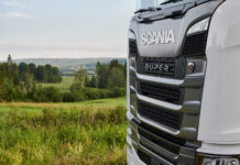 Scania Banco ultrapassa R$ 1,3 bilhão em propostas no Move Brasil 2 em menos de um mês Scania Banco ultrapassa R$ 1,3 bilhão em propostas no Move Brasil 2 em menos de um mês