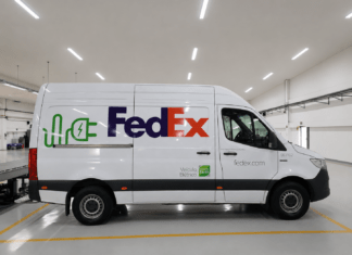 FedEx recebe mais 17 furgões elétricos da Mercedes-Benz no Brasil eSprinter-eletrica-para-FedEx
