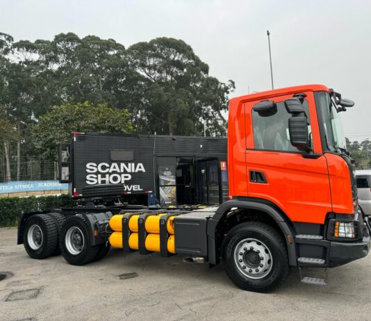 CDC Verde da Scania atrai clientes para a tecnologia a gás e elétrica