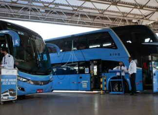 Mercado de ônibus recua 10,7% no ano e produção cai 26,1% em julho Ônibus