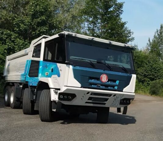 Conheça o Tatra 8×8, o elétrico que promete encarar os trabalhos mais pesados Tatra elétrico