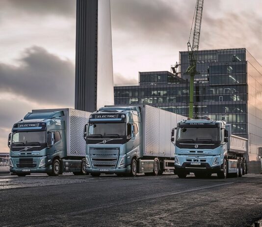 Cinco caminhões disputam o título Truck of the Year 2027 na IAA Cinco caminhões disputam o título Truck of the Year 2027 na IAA