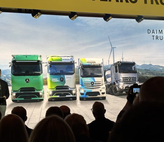 Mercedes-Benz Trucks acelera novas tecnologias para o transporte Mercedes-Benz Trucks