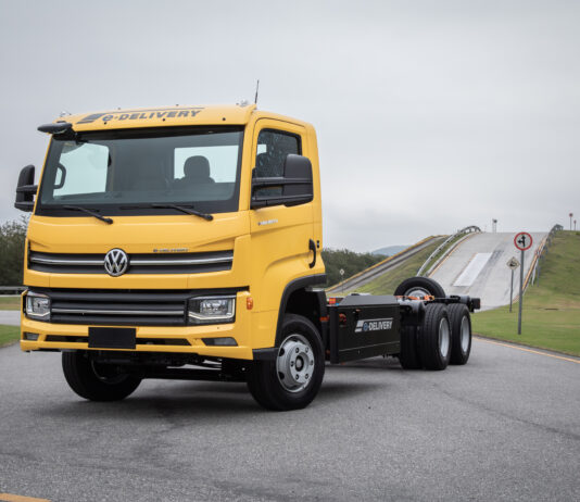 Volkswagen amplia linha Delivery e reforça aposta nos pesados Volkswagen amplia linha Delivery