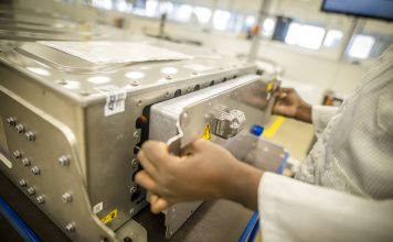 Brasil tem tecnologia para produzir baterias, mas falta escala