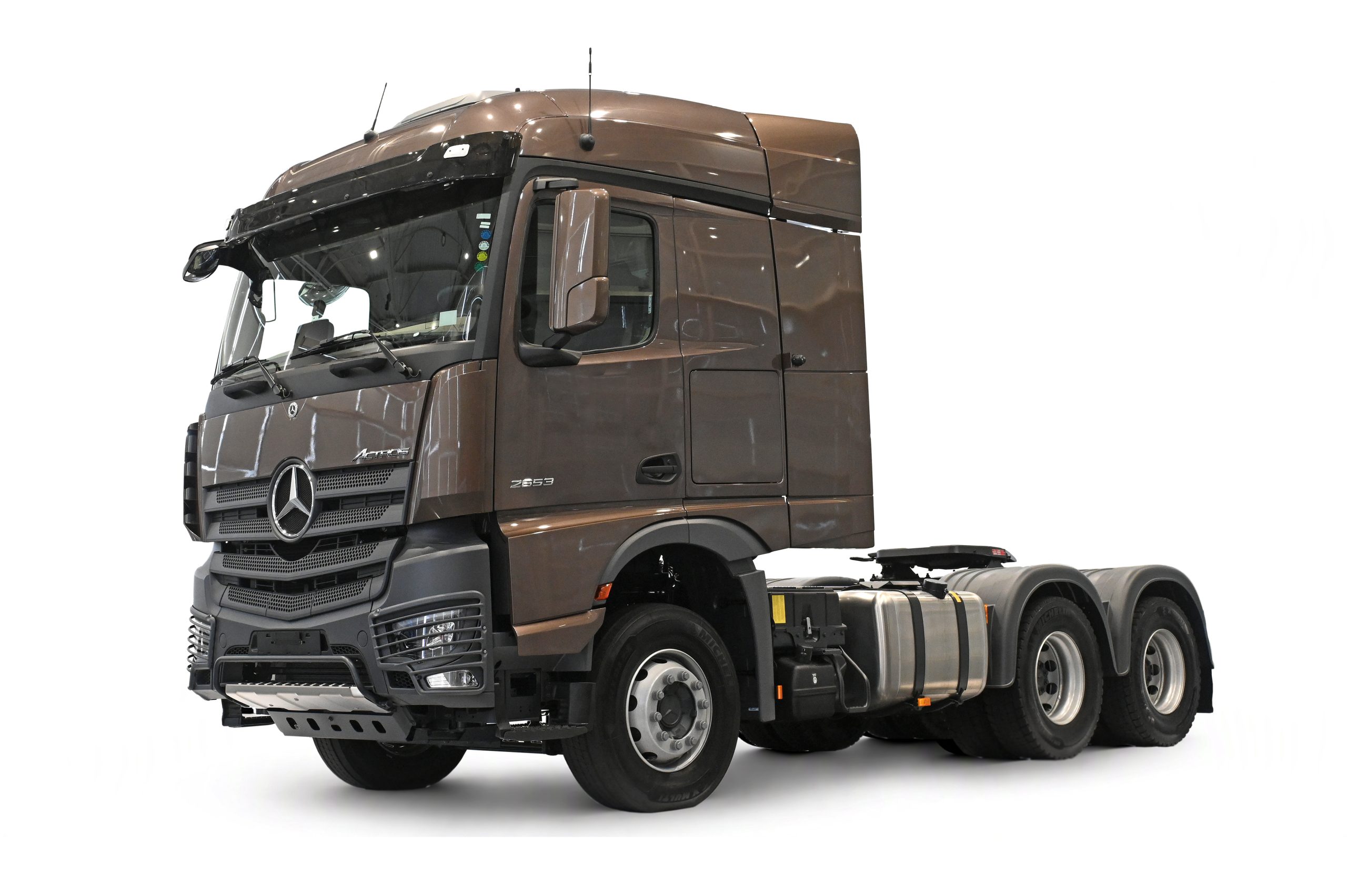 Actros 2353 com pacote Robustez